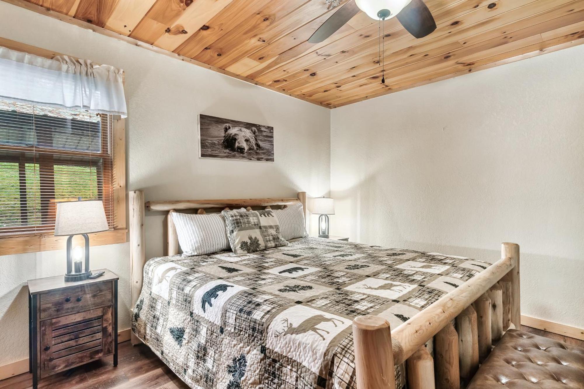 Peaceful Family Cabin With Hot Tub, Game Room, & More! Sevierville Bagian luar foto