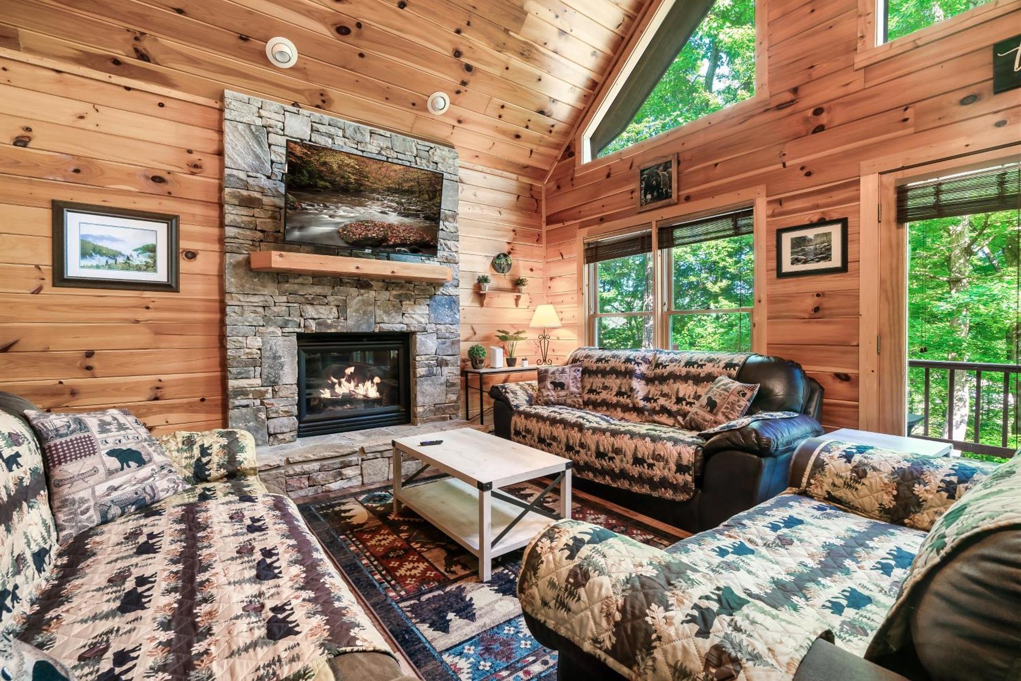 Peaceful Family Cabin With Hot Tub, Game Room, & More! Sevierville Bagian luar foto
