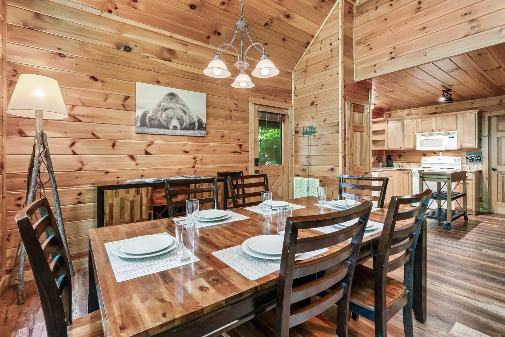 Peaceful Family Cabin With Hot Tub, Game Room, & More! Sevierville Bagian luar foto